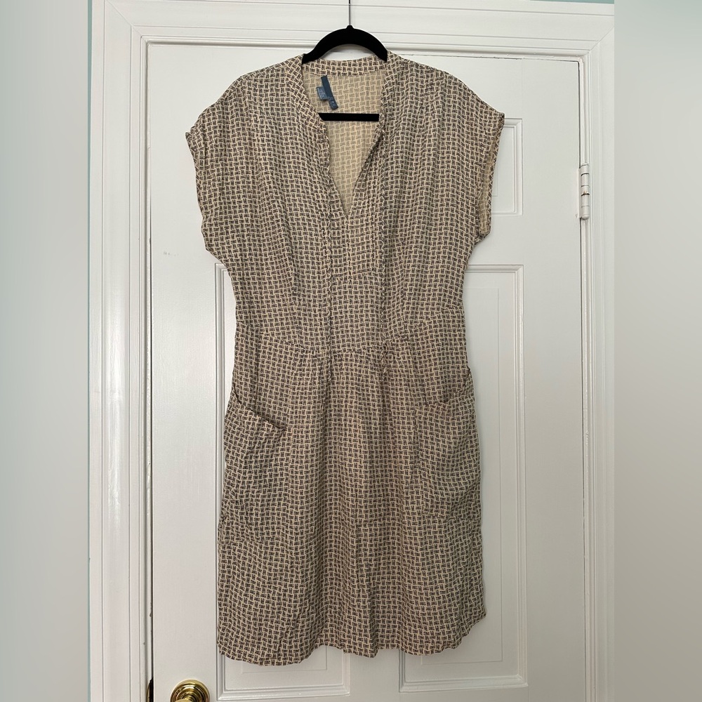 “LOVE” Print Short Sleeve Dress Size 12